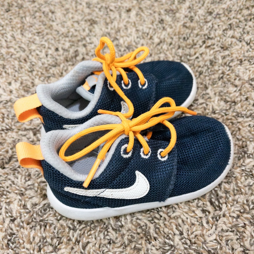 Nike Toddler Shoe, Size 6C